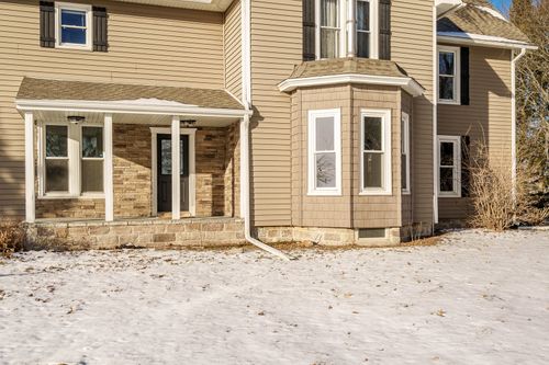 7421 Squaw Prairie Rd, Belvidere, IL, 61008-8833 | Card Image