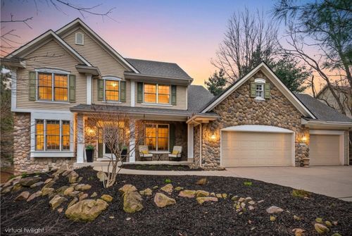 8149 Barony Pt, Mattawan, MI, 49071-9483 | Card Image