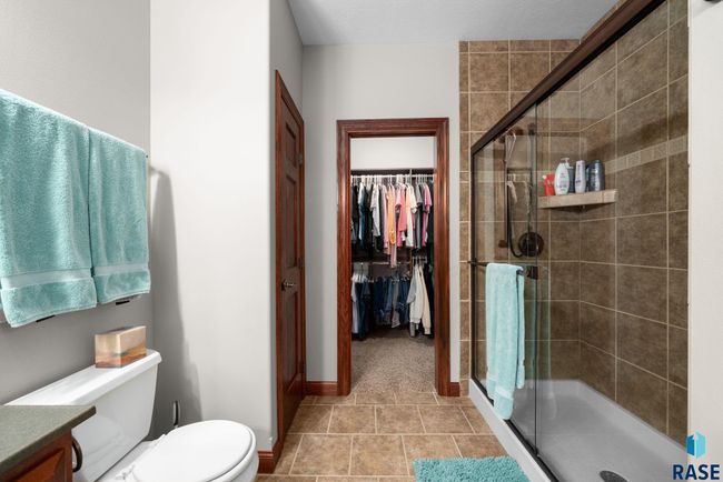 4400 E Aster Cir, House other with 5 bedrooms, 4 bathrooms and null parking in Sioux Falls SD | Image 28