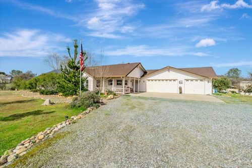 3499 N Burson Rd, Valley Springs, CA, 95252-8997 | Card Image