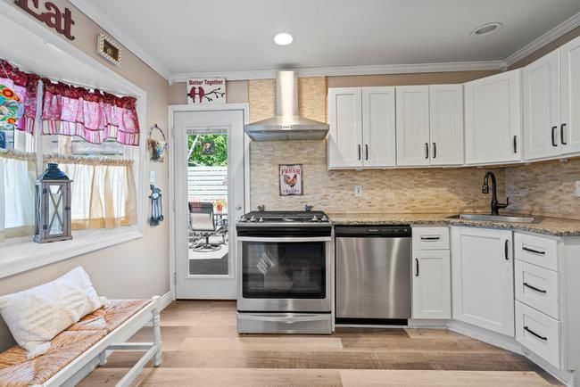 105 Fountain Ave, House other with 4 bedrooms, 2 bathrooms and null parking in Selden NY | Image 7
