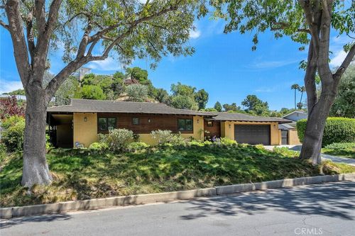 36 Encanto Dr, Rolling Hills Estates, CA, 90274-4215 | Card Image