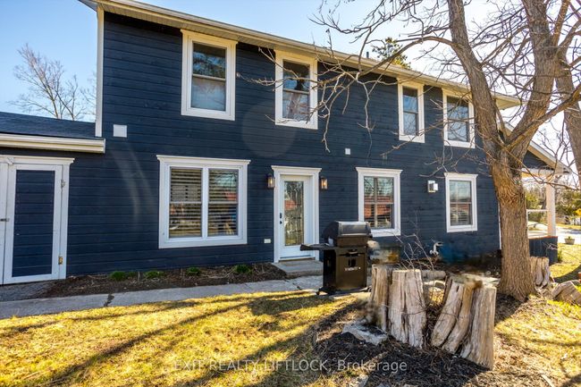 64 Front St E, House other with 4 bedrooms, 3 bathrooms and 10 parking in Bobcaygeon ON | Image 41