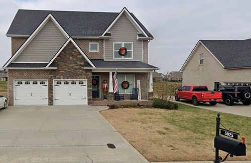 5025 Lady Thatcher Dr, Murfreesboro, TN, 37129-3830 | Card Image