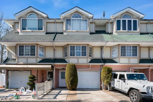 52 Cranberry Ct, Staten Island, NY, 10309-1987 | Card Image