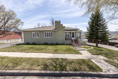 285 W Pine St, Elko, NV, 89801-3061 | Card Image
