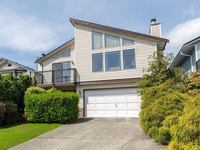 1331 Yarmouth Street, House other with 4 bedrooms, 3 bathrooms and 4 parking in Port Coquitlam BC | Image 1