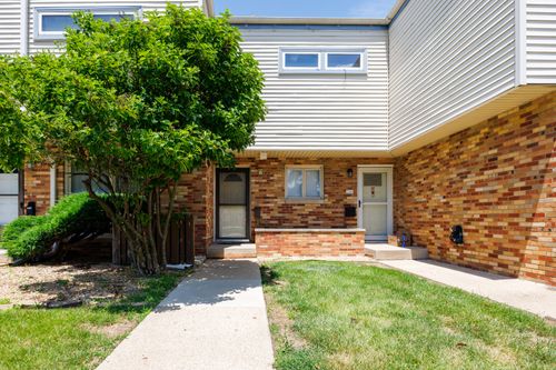 14-2214 E Lincoln St, Bloomington, IL, 61701-5900 | Card Image