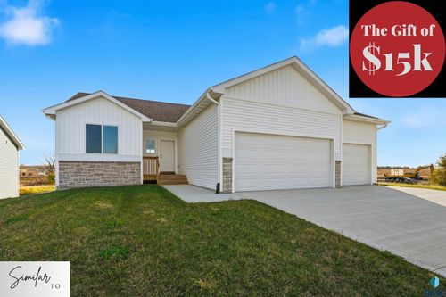 115 S Harvest Hill Ave, Sioux Falls, SD, 57110-7115 | Card Image