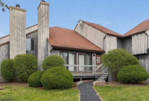 251 Gemini Dr, Hillsborough, NJ, 08844-4975 | Card Image
