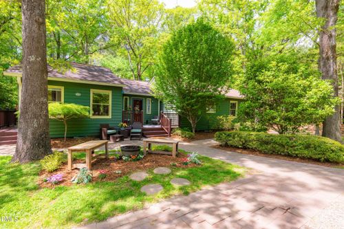 209 Morningside Dr, Carrboro, NC, 27510-1252 | Card Image