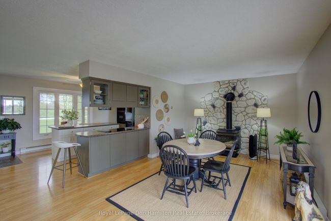 7434 Wellington Road 10, House other with 3 bedrooms, 2 bathrooms and 10 parking in Moorefield ON | Image 15