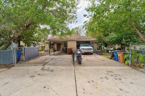 8203 Colony Loop Dr, Austin, TX, 78724-3901 | Card Image