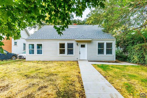 1604 Pierre St, Manhattan, KS, 66502-4245 | Card Image