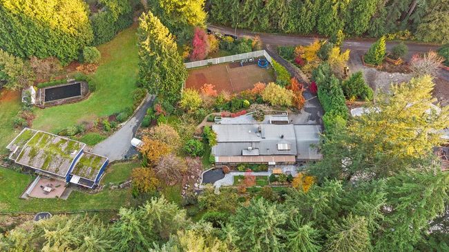 242 Onslow Place, House other with 5 bedrooms, 3 bathrooms and 10 parking in West Vancouver BC | Image 39