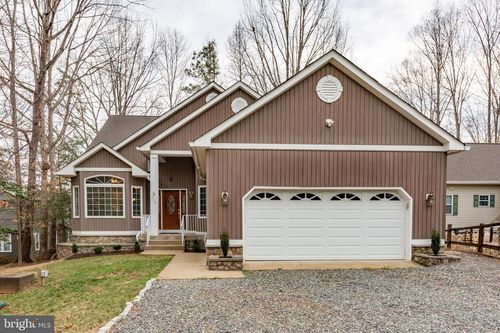 328 Lake Caroline Dr, Ruther Glen, VA, 22546-5025 | Card Image