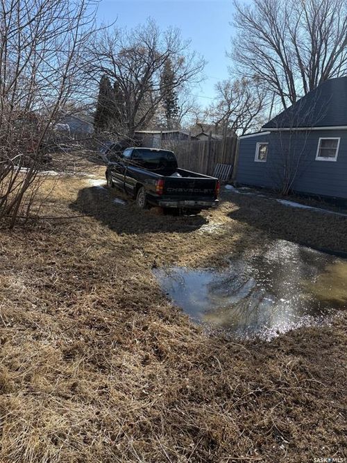 59 Iroquois Street W, Moose Jaw, SK, S6H5A4 | Card Image