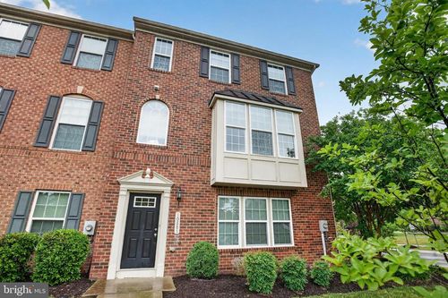 10881 Finsbury Alley Alley, WALDORF, MD, 20603 | Card Image