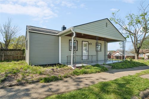 430 Bechman St, Springdale, PA, 15144-1102 | Card Image