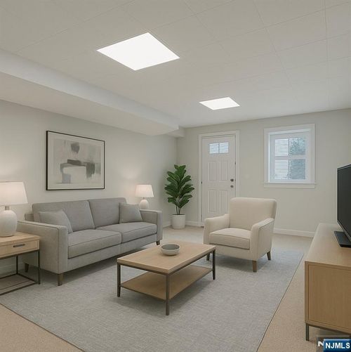 50 Franklin Pl, Rutherford, NJ, 07070-1753 | Card Image