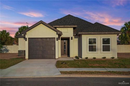 994 Road Runner Street, Rio Grande City, TX, 78582 | Card Image