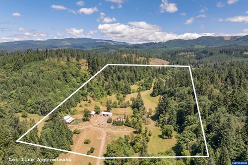 42051 Clark Smith Dr, Lebanon, OR, 97355-9149 | Card Image