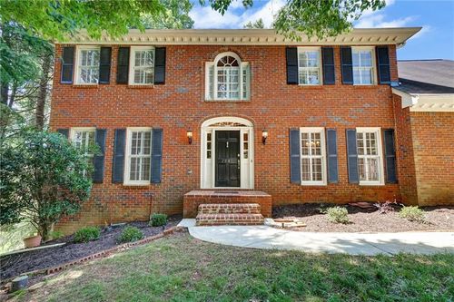 2935 Abbottswell Dr, Alpharetta, GA, 30022-7705 | Card Image