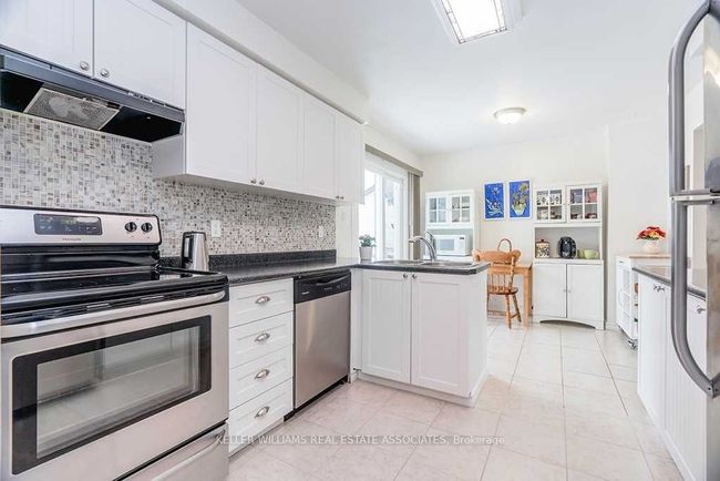 16 Julie St, House other with 4 bedrooms, 3 bathrooms and 2 parking in Angus ON | Image 7