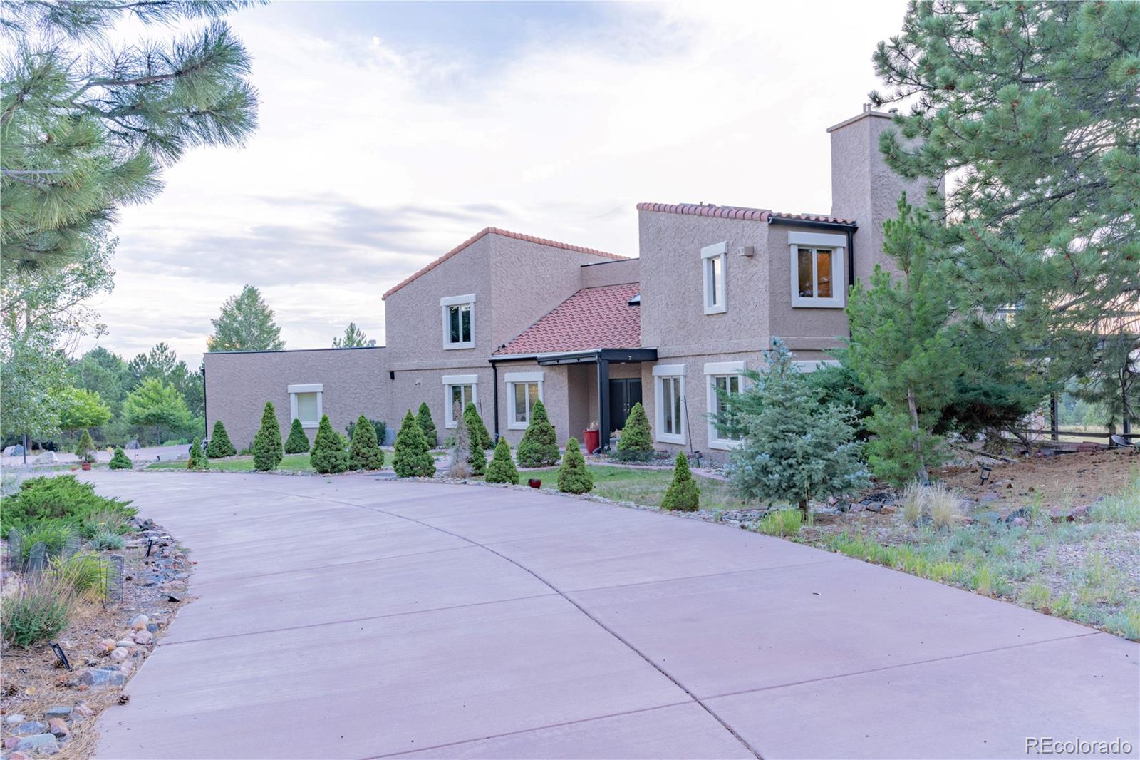 Residential in Aurora 4