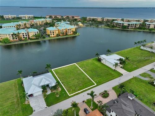 135 Colony Point Dr, PUNTA GORDA, FL, 33950-5029 | Card Image