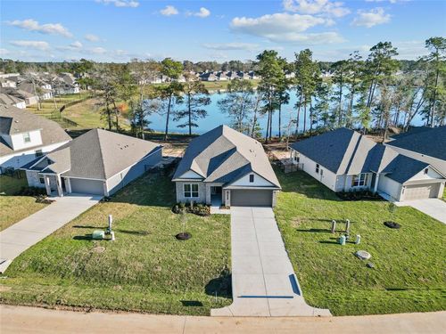 441 Shoreview Dr, Conroe, TX, 77303-2291 | Card Image