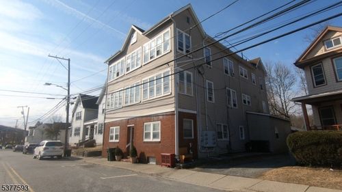 281 S Main St, Wharton, NJ, 07885-2045 | Card Image