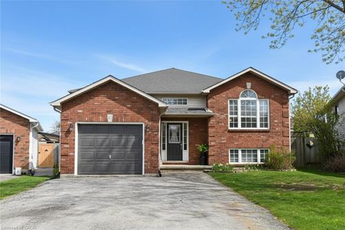 21 Glengary Cres, Caledonia, ON, N3W2L7 | Card Image