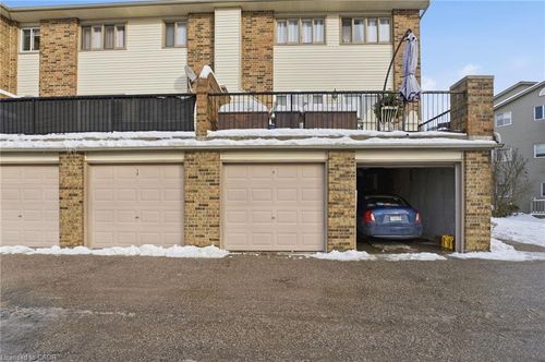 9-21 Wren Crt, Tillsonburg, ON, N4G5K2 | Card Image