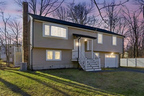 17 Salvia Dr, Milford, MA, 01757-1840 | Card Image