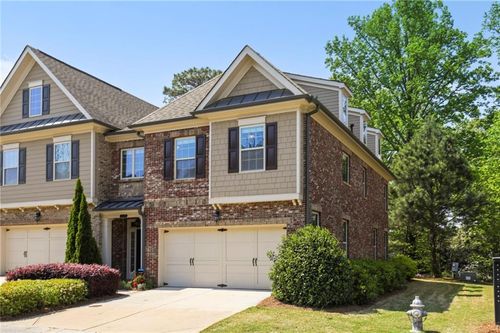 7540 Glisten Ave, Sandy Springs, GA, 30328-2865 | Card Image