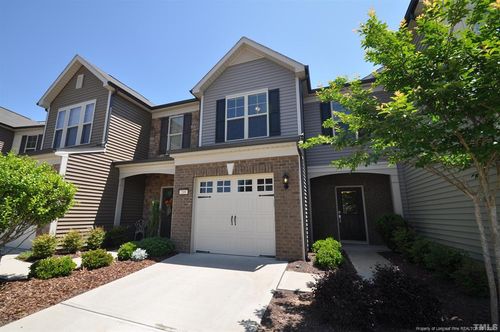 209 Brier Crossings Loop, Durham, NC, 27703-7795 | Card Image