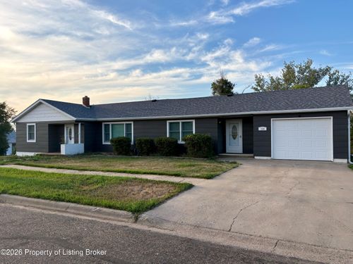 116 5th St Se, Beach, ND, 58621 | Card Image
