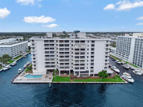 212-3100 Ne 48th St, Fort Lauderdale, FL, 33308-4947 | Card Image