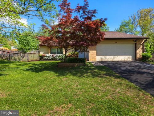 20 Running Brook Ln, STERLING, VA, 20164-1168 | Card Image