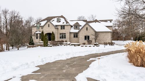 9117 Sargent Manor Ct, Indianapolis, IN, 46256-1392 | Card Image