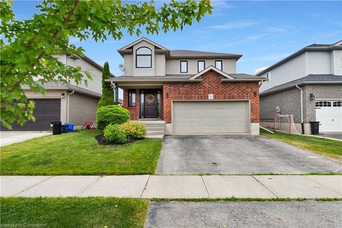 31 Brenneman Dr, Baden, ON, N3A4M9 | Card Image