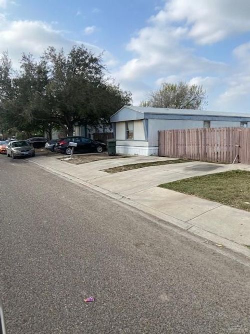 309 E Salazar Dr, San Juan, TX, 78589-3979 | Card Image