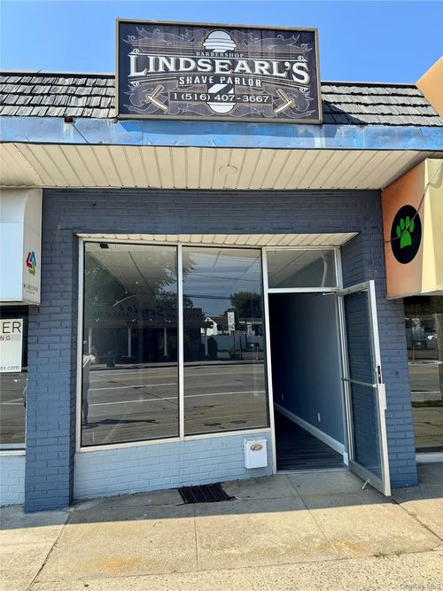 5419 Merrick Rd, Massapequa, NY, 11758-6212 | Card Image