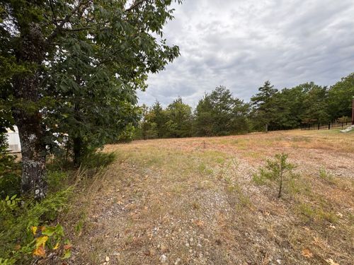 000 Forest Lake Dr, Reeds Spring, MO, 65737 | Card Image