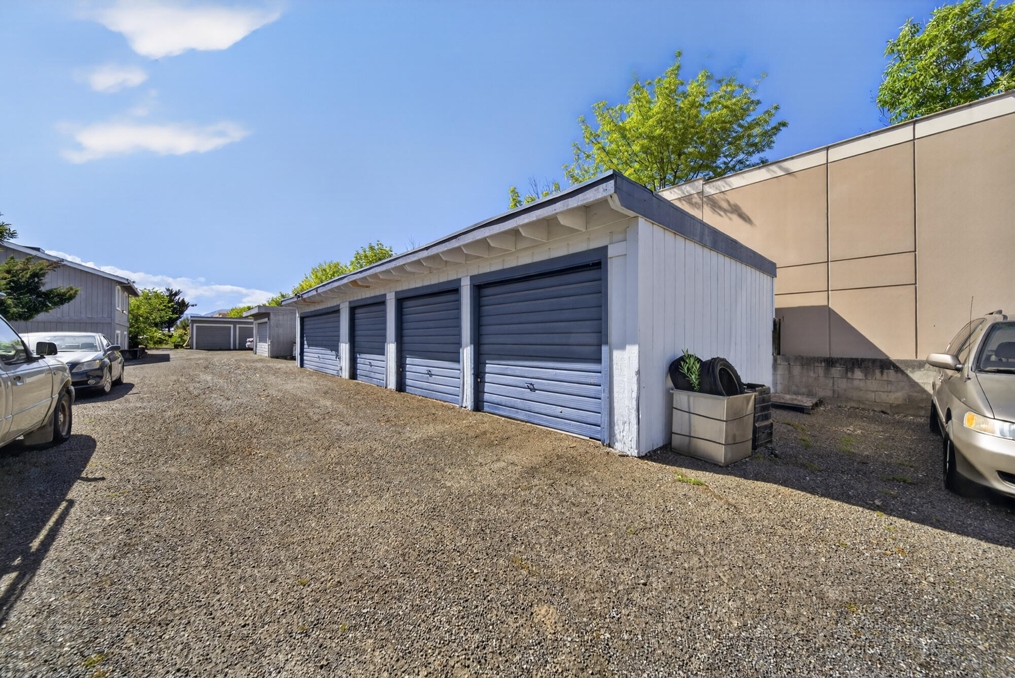 Residential Income in Redding 4
