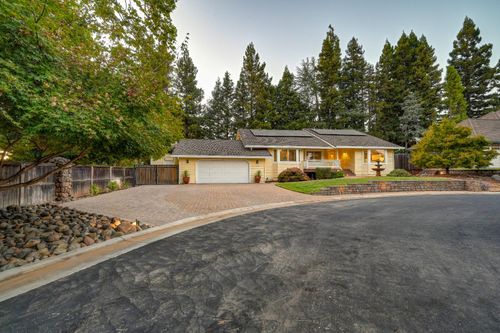 125 Patton Ct, Folsom, CA, 95630-1836 | Card Image