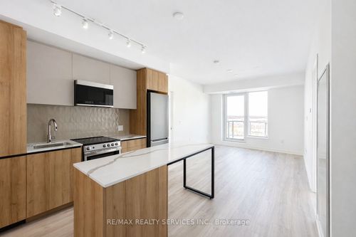 1001-10 All Nations Drive, Brampton, ON, L7A5M5 | Card Image