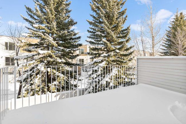 1038 Shawnee Rd Sw, Home with 3 bedrooms, 3 bathrooms and 4 parking in Calgary AB | Image 38