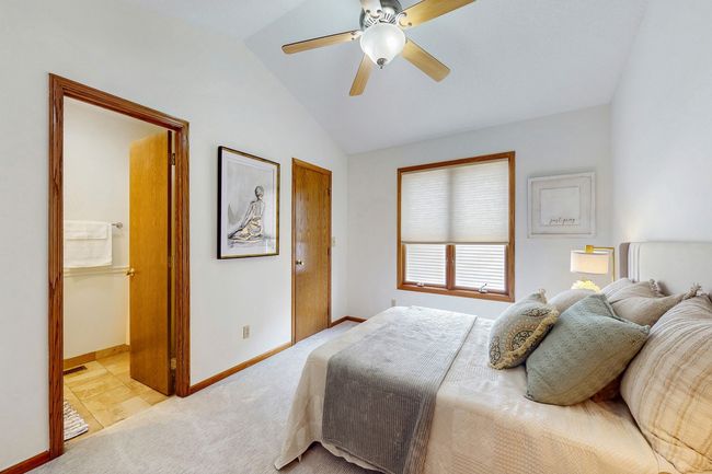 4855 Coachlight Dr, Home with 3 bedrooms, 3 bathrooms and null parking in West Des Moines IA | Image 13